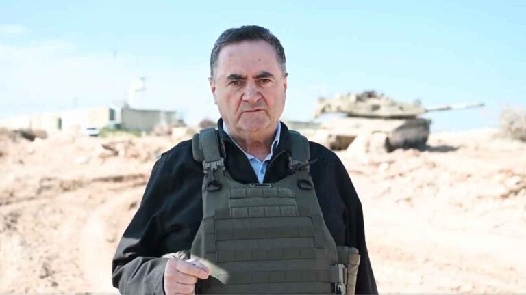 یسرائیل کاتس وزیر دفاع اسرائیل در کنفرانس خبری درباره ایران