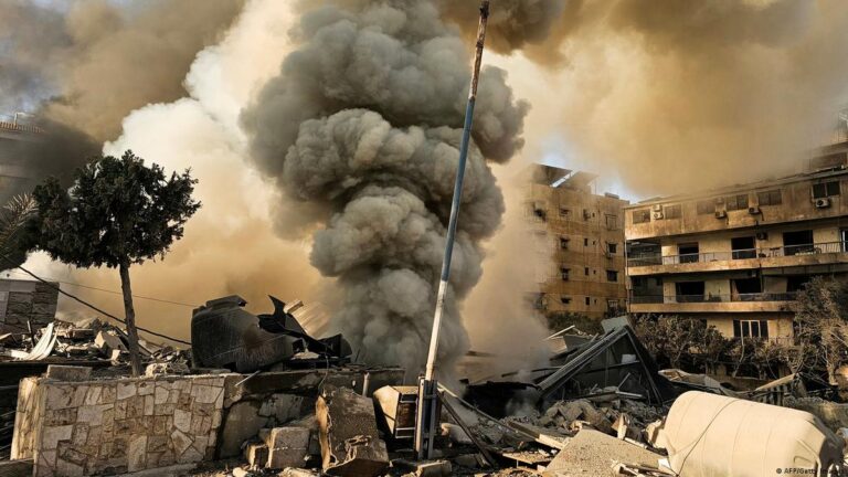 هواپیماهای نظامی اسرائیل در حال پرواز روی تهران